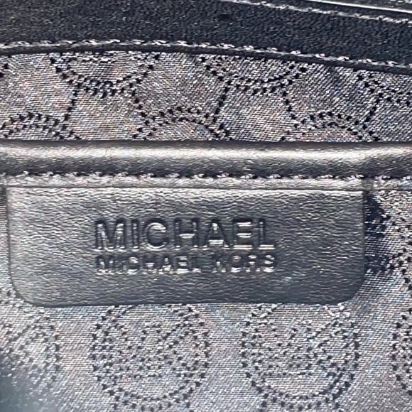Michael Kors Micro Stud Hamilton Limited Edition Large Tote Bag & Wallet Set - Picture 11 of 17
